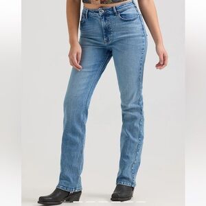 Wrangler high rise true straight leg jean size 29"